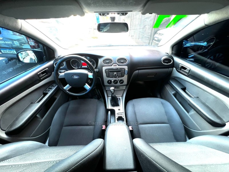 FOCUS 2.0 HA 16V GASOLINA 4P MANUAL - 2011 - PAROBé