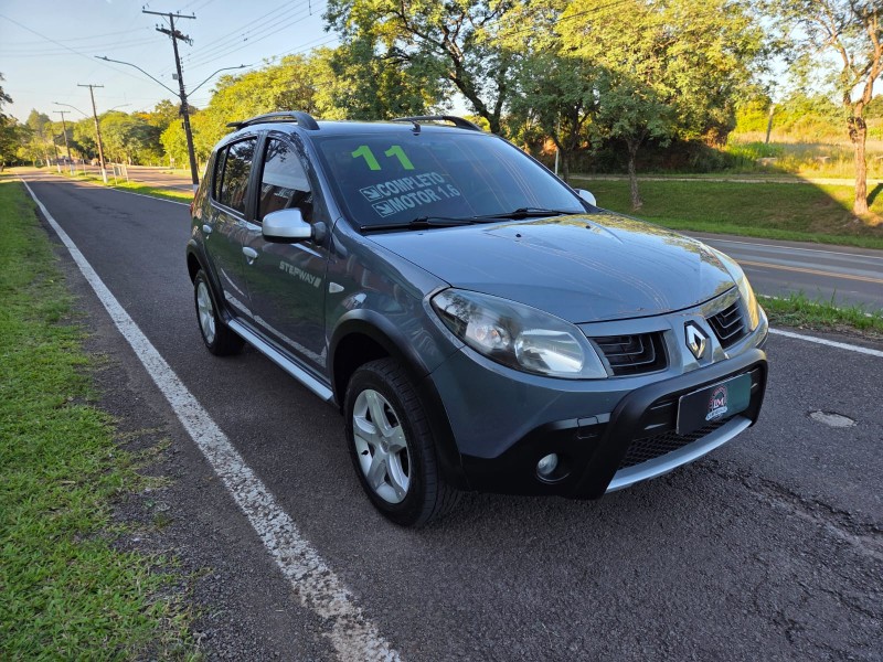 sandero 1.6 stepway 16v flex 4p manual 2011 venancio aires