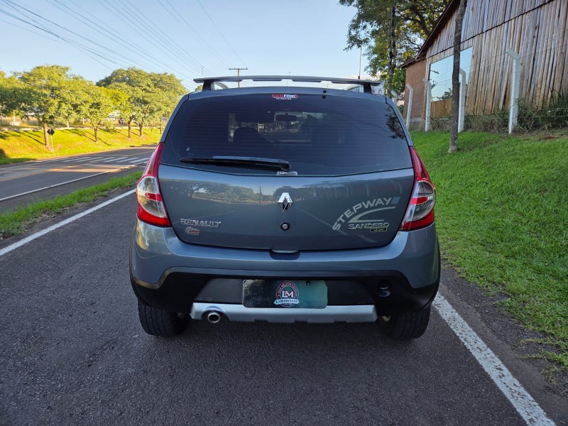 SANDERO 1.6 STEPWAY 16V FLEX 4P MANUAL - 2011 - VENâNCIO AIRES