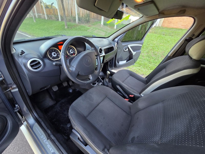 SANDERO 1.6 STEPWAY 16V FLEX 4P MANUAL - 2011 - VENâNCIO AIRES