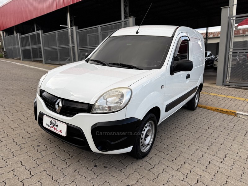KANGOO 1.6 EXPRESS 16V FLEX 4P MANUAL - 2018 - FELIZ