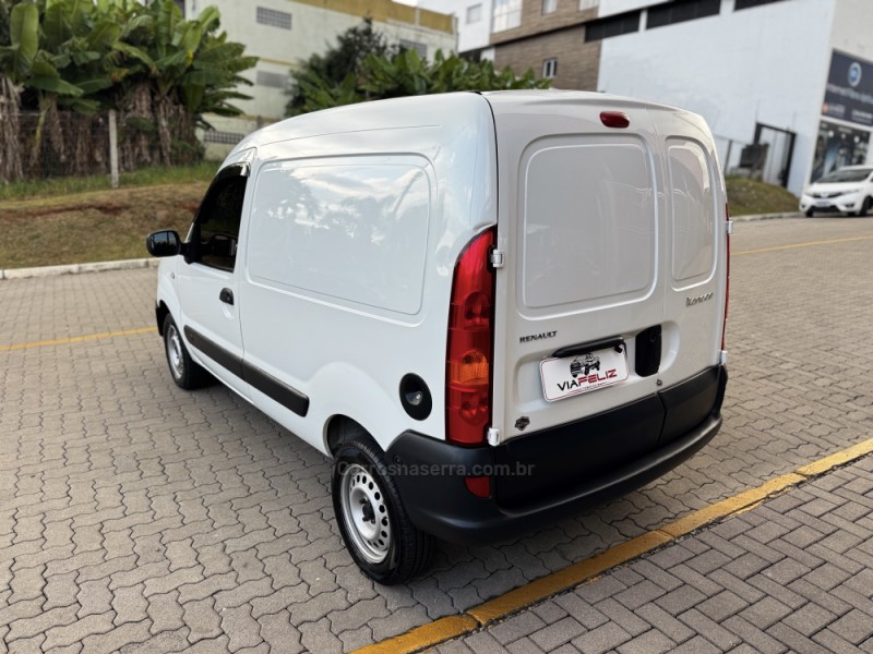 KANGOO 1.6 EXPRESS 16V FLEX 4P MANUAL - 2018 - FELIZ