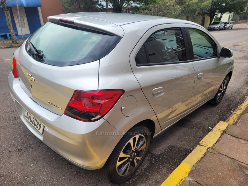 ONIX 1.4 MPFI LTZ 8V FLEX 4P MANUAL - 2014 - FLORES DA CUNHA