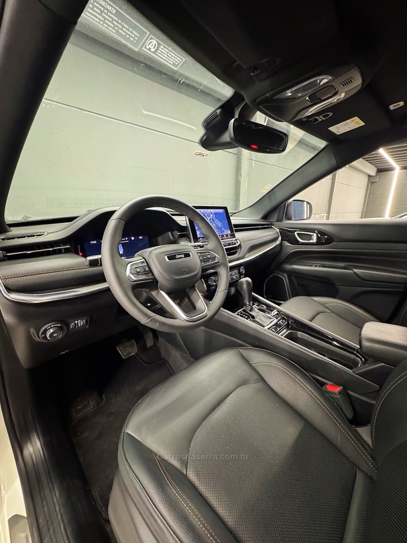 COMPASS 2.0 OVERLAND HURRICANE 4X4 TURBO GASOLINA 4P AUTOMÁTICO - 2025 - PASSO FUNDO