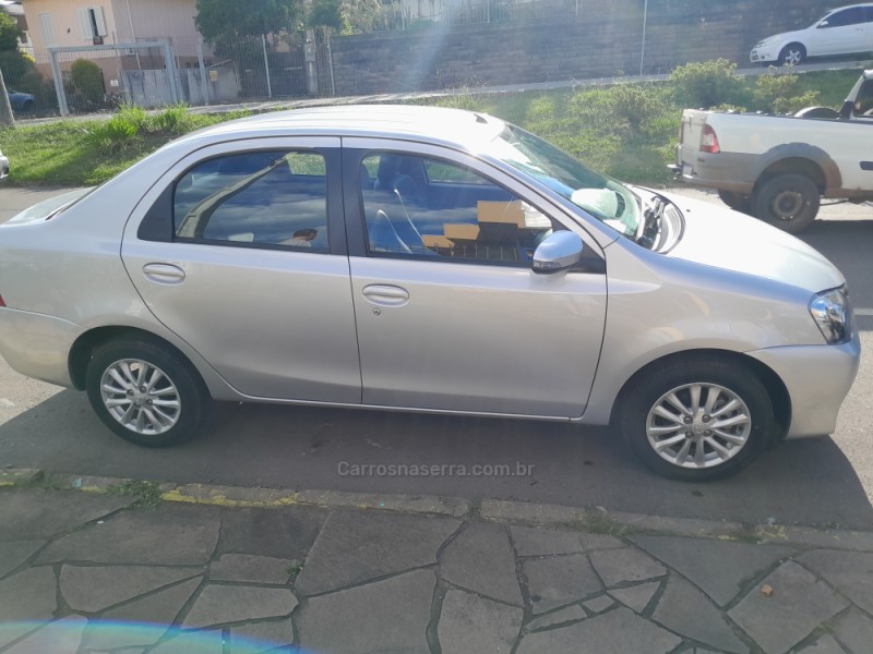 ETIOS 1.5 XLS SEDAN 16V FLEX 4P MANUAL - 2016 - NOVA PRATA