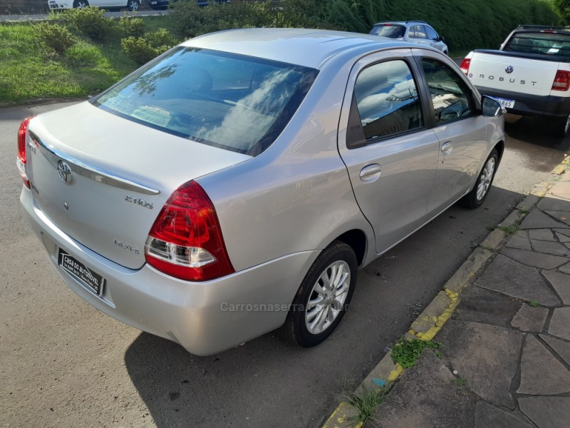 ETIOS 1.5 XLS SEDAN 16V FLEX 4P MANUAL - 2016 - NOVA PRATA