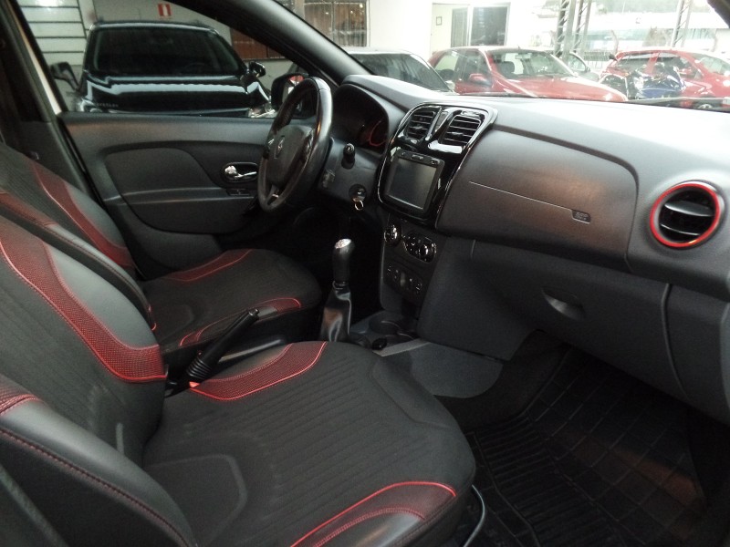 SANDERO 1.6 STEPWAY RIP CURL 8V FLEX 4P MANUAL - 2016 - CAXIAS DO SUL