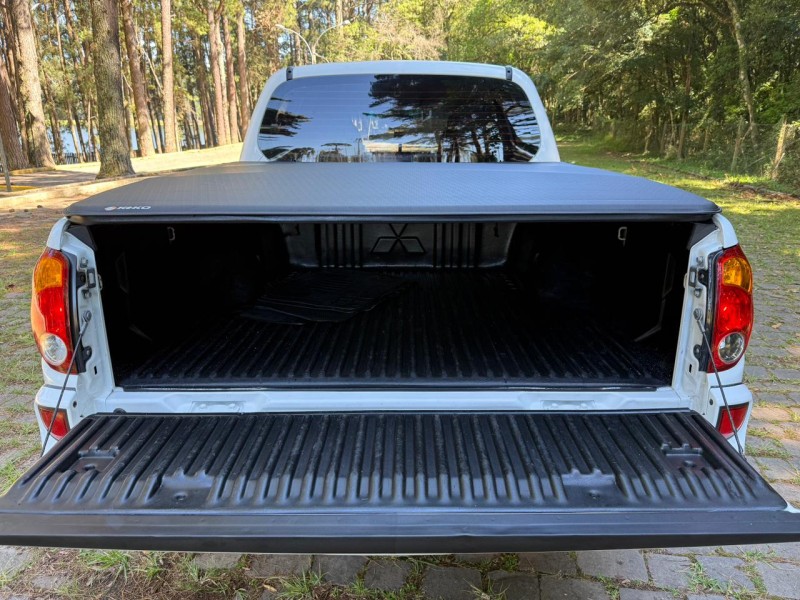 L200 3.2 HPE 4X4 CD 16V TURBO INTERCOOLER DIESEL 4P AUTOMÁTICO - 2015 - CAXIAS DO SUL