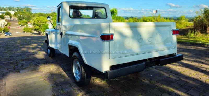 F-75 2.3 4X4 PICK-UP MANUAL - 1961 - GUAPORé