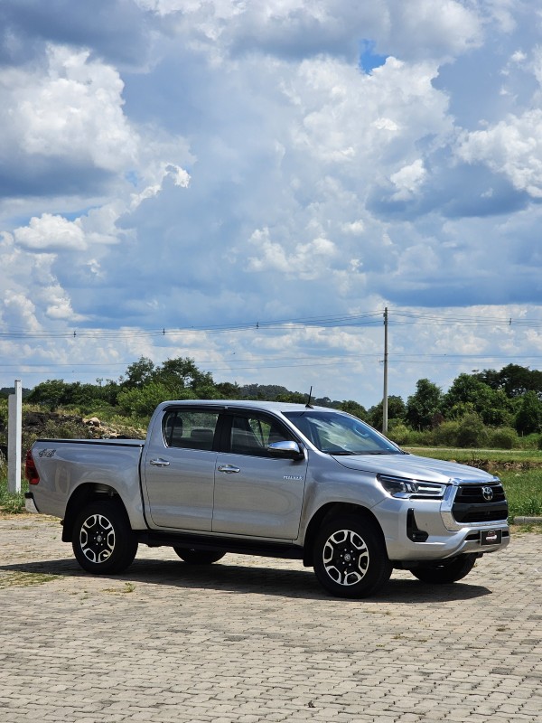 HILUX 2.8 SRX 4X4 CD 16V DIESEL 4P AUTOMÁTICO - 2023 - ANTôNIO PRADO