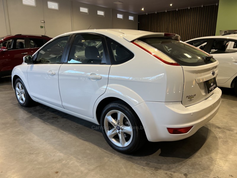 FOCUS 1.6 GLX 16V FLEX 4P MANUAL - 2013 - CAXIAS DO SUL