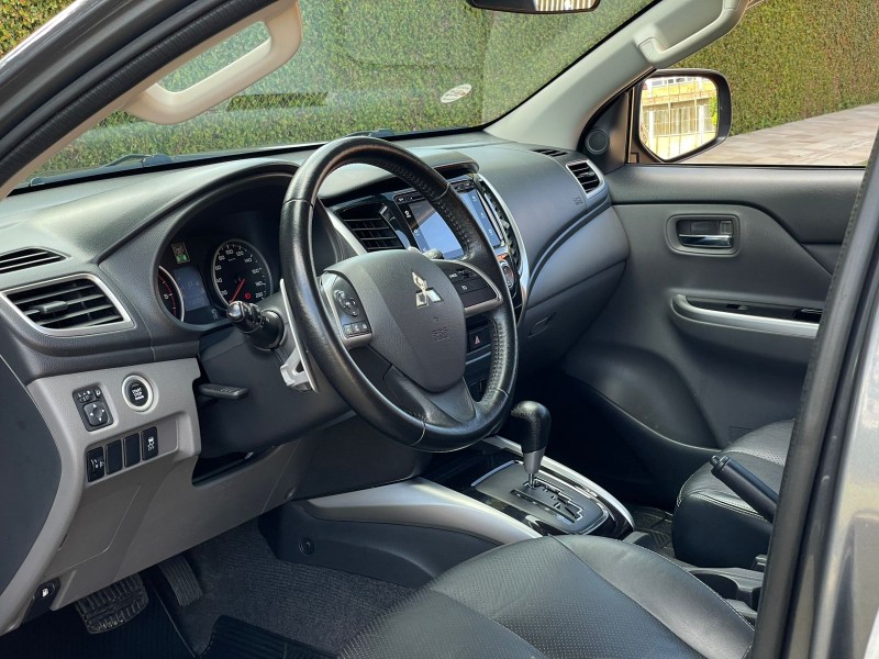 L200 TRITON 2.4 HPE-S SPORT 4X4 CD 16V DIESEL 4P AUTOMÁTICO - 2017 - FARROUPILHA