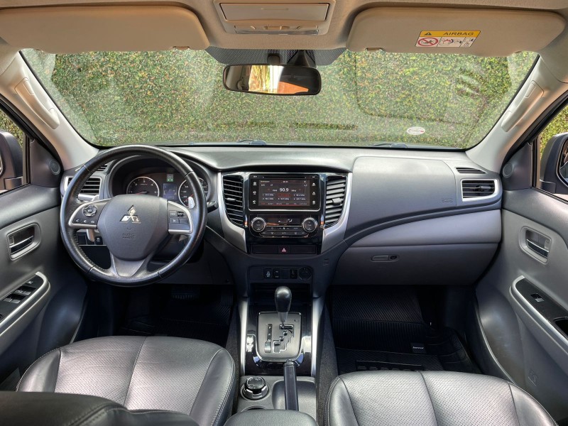 L200 TRITON 2.4 HPE-S SPORT 4X4 CD 16V DIESEL 4P AUTOMÁTICO - 2017 - FARROUPILHA