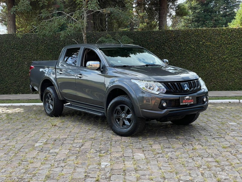 l200 triton 2.4 hpe s sport 4x4 cd 16v diesel 4p automatico 2017 farroupilha