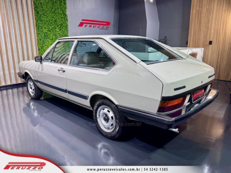 PASSAT 1.6 LS VILLAGE 8V GASOLINA 2P MANUAL - 1984 - NOVA PRATA