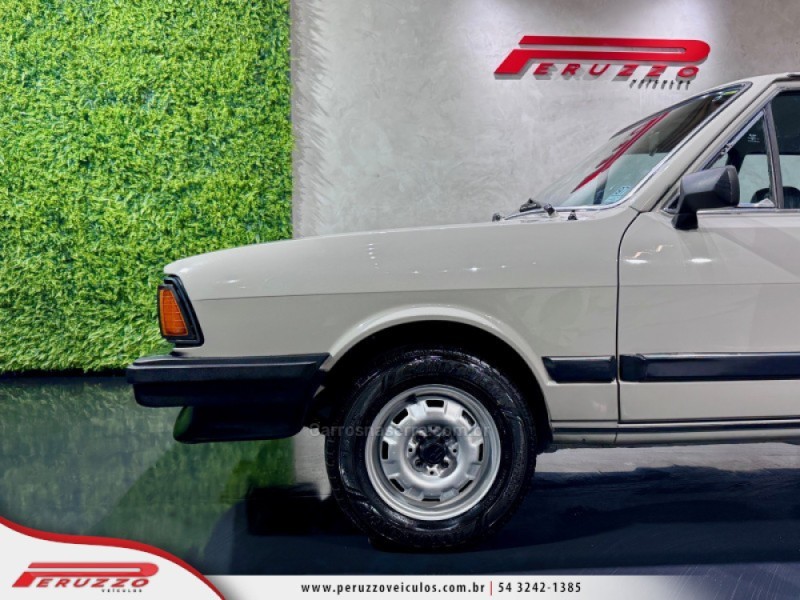 PASSAT 1.6 LS VILLAGE 8V GASOLINA 2P MANUAL - 1984 - NOVA PRATA