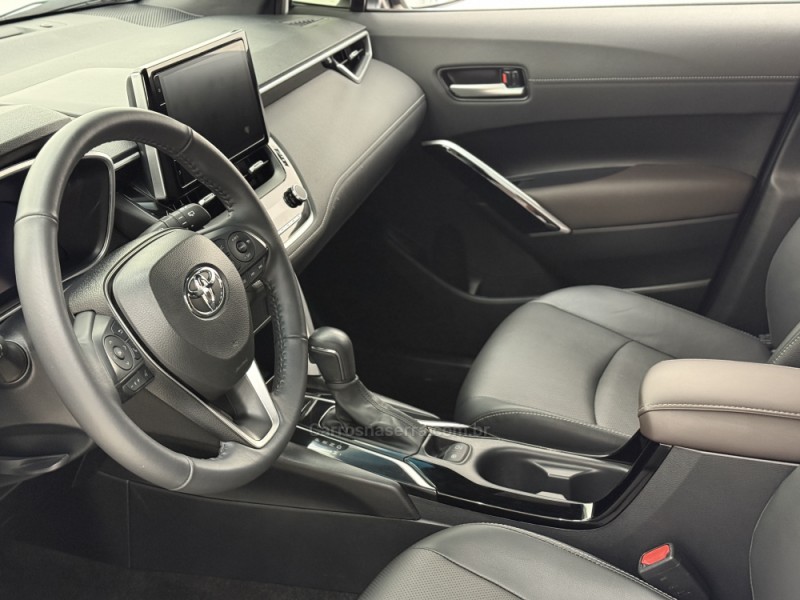 COROLLA 2.0 CROSS XRE 16V FLEX 4P AUTOMÁTICO - 2025 - SANTA CRUZ DO SUL