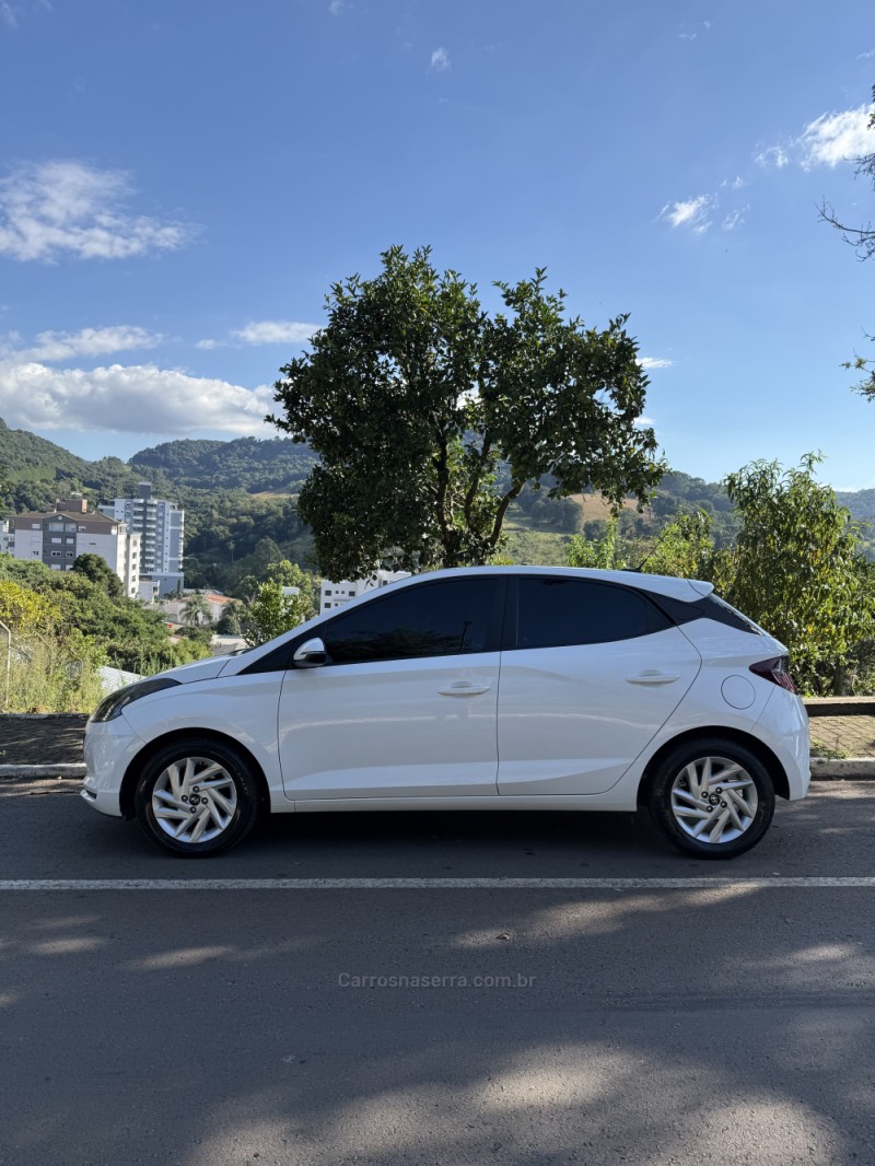 HB20 1.0 EVOLUTION 12V FLEX 4P MANUAL - 2022 - NOVA ARAçá