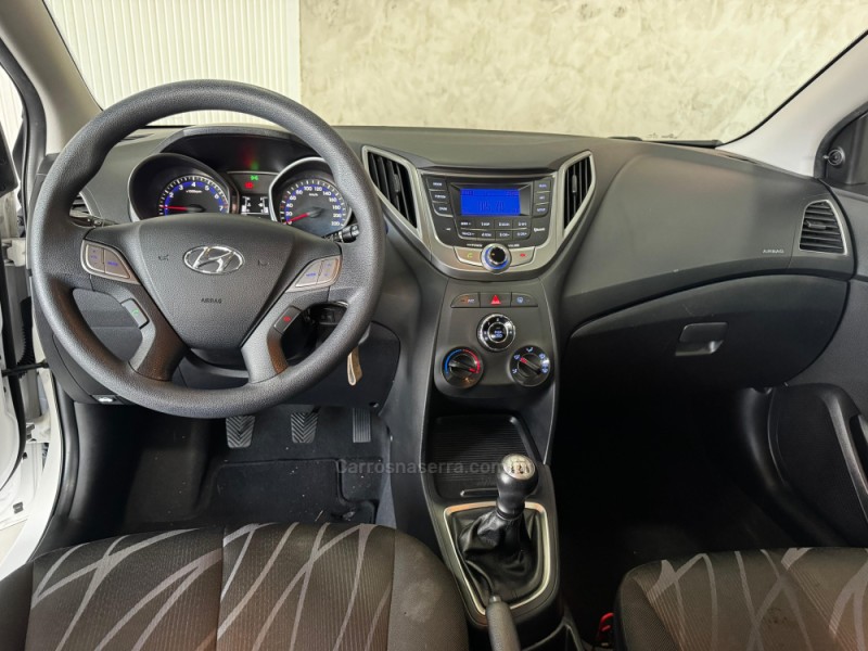 HB20 1.0 COMFORT 12V FLEX 4P MANUAL - 2015 - CAXIAS DO SUL