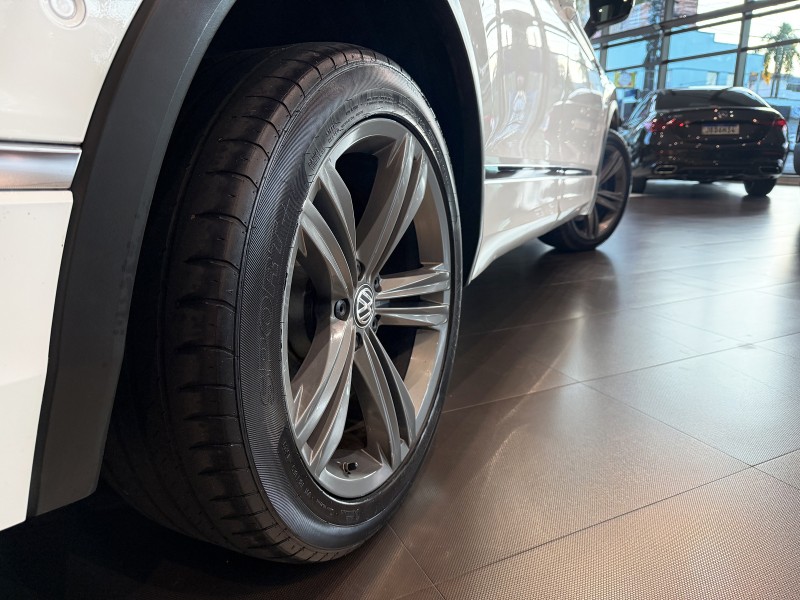 TIGUAN 2.0 ALLSPACE R-LINE 350 TSI 4X4 GASOLINA 4P - 2018 - FARROUPILHA