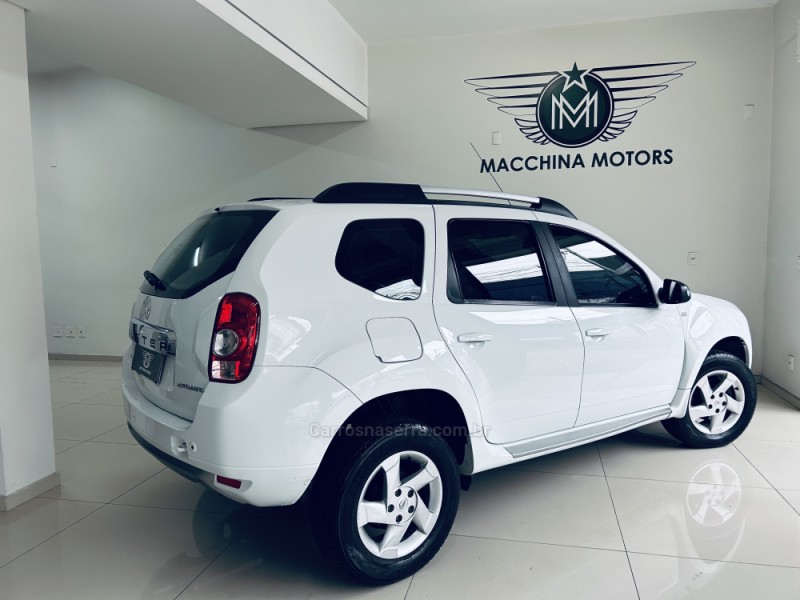 DUSTER 2.0 DYNAMIQUE 4X2 16V FLEX 4P AUTOMÁTICO - 2015 - CAXIAS DO SUL