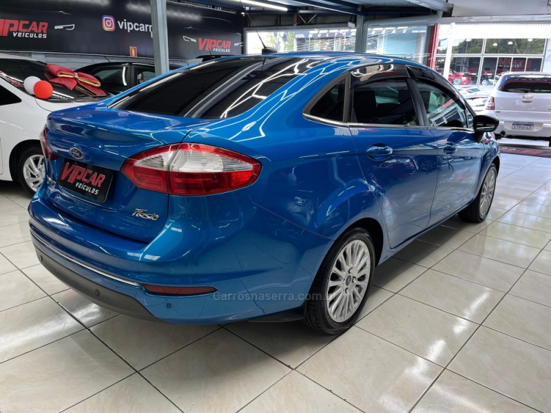 FIESTA 1.6 TITANIUM SEDAN 16V FLEX 4P AUTOMÁTICO - 2014 - ESTâNCIA VELHA