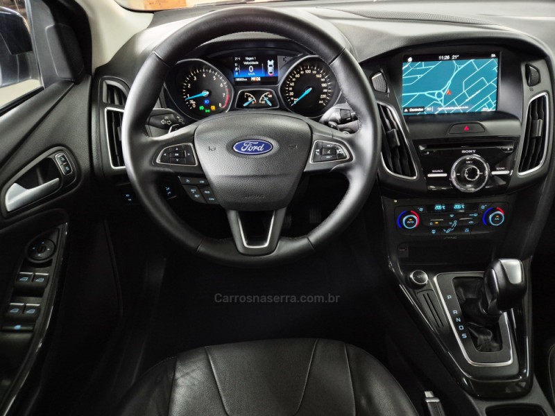 FOCUS 2.0 TITANIUM FASTBACK 16V FLEX 4P AUTOMÁTICO - 2017 - CAXIAS DO SUL