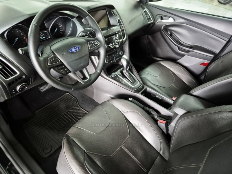 FOCUS 2.0 TITANIUM FASTBACK 16V FLEX 4P AUTOMÁTICO - 2017 - CAXIAS DO SUL