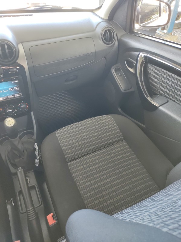 SANDERO 1.6 PRIVILÉGE 8V HI-FLEX 4P MANUAL - 2014 - VALE REAL