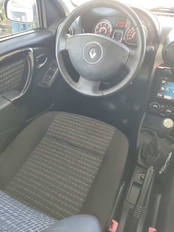 SANDERO 1.6 PRIVILÉGE 8V HI-FLEX 4P MANUAL - 2014 - VALE REAL