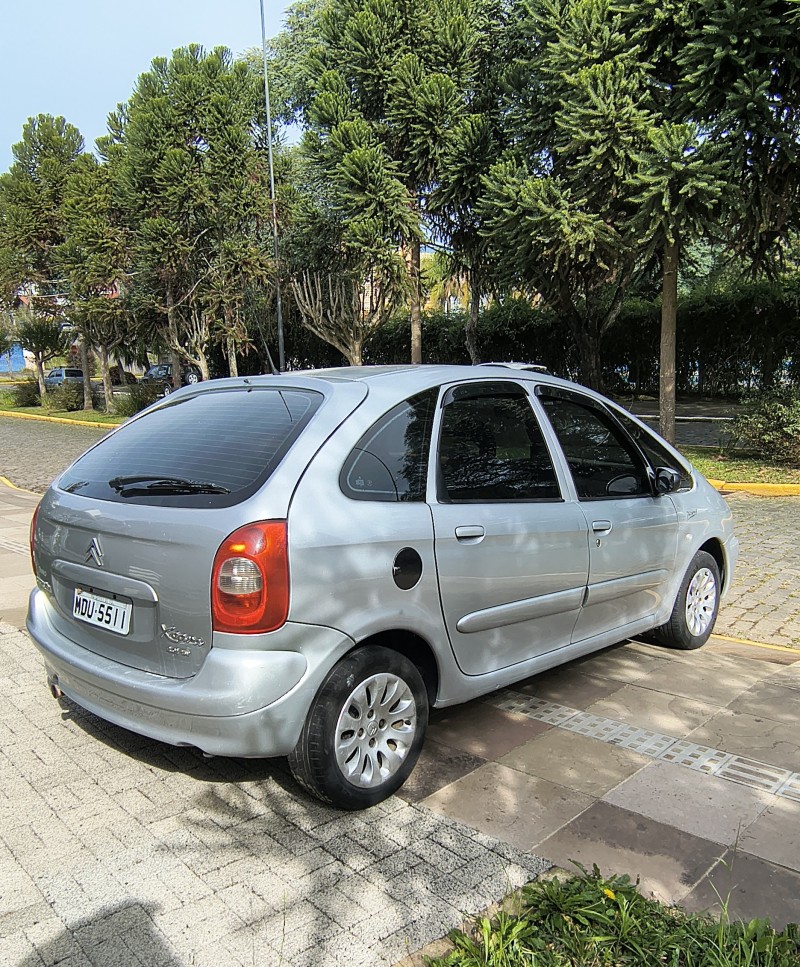 XSARA PICASSO 2.0 EXCLUSIVE 16V GASOLINA 4P MANUAL - 2003 - FARROUPILHA