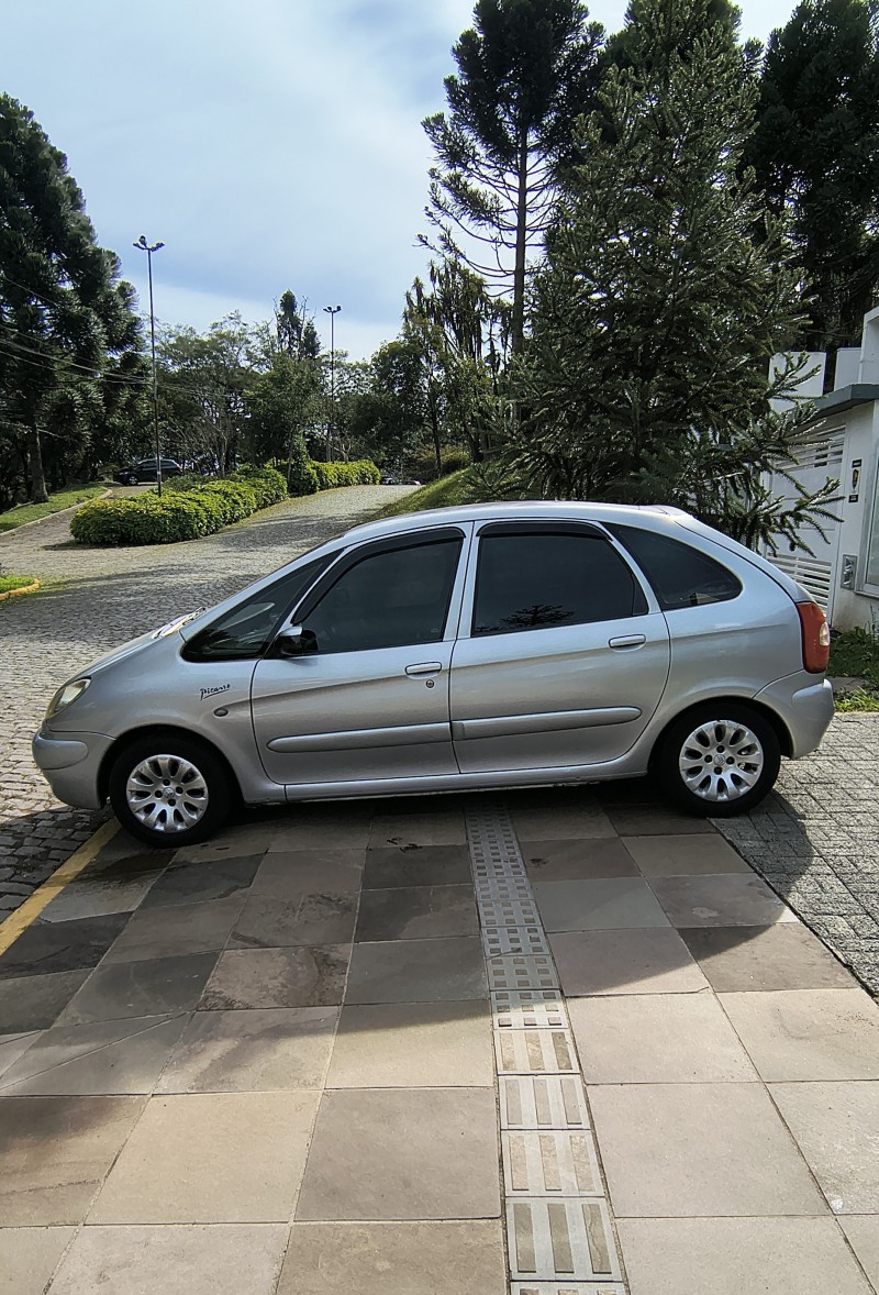 XSARA PICASSO 2.0 EXCLUSIVE 16V GASOLINA 4P MANUAL - 2003 - FARROUPILHA