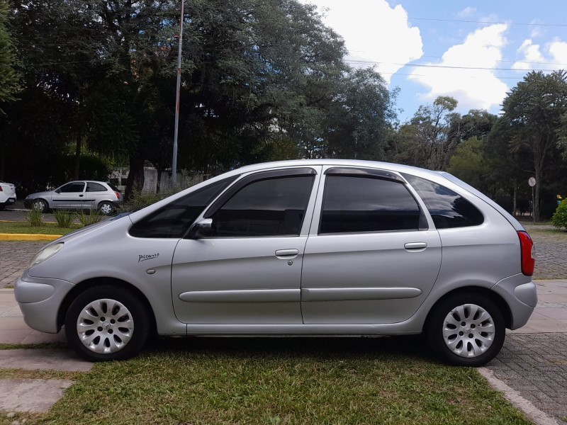 XSARA PICASSO 2.0 EXCLUSIVE 16V GASOLINA 4P MANUAL - 2003 - FARROUPILHA