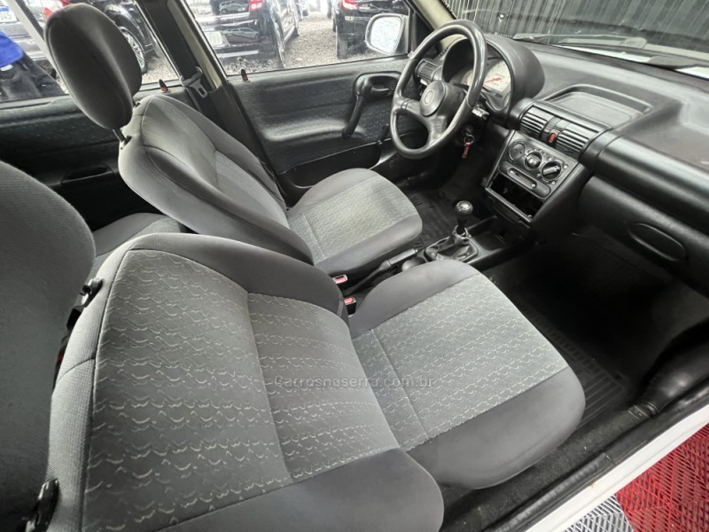 CORSA 1.6 MPFI WIND 8V GASOLINA 4P MANUAL - 2001 - CAXIAS DO SUL