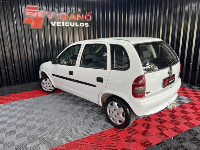 CORSA 1.6 MPFI WIND 8V GASOLINA 4P MANUAL - 2001 - CAXIAS DO SUL