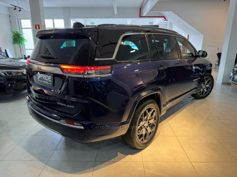 COMMANDER 1.3 OVERLAND T270 16V 4X2 TURBO FLEX 4P AUTOMÁTICO - 2022 - CAXIAS DO SUL