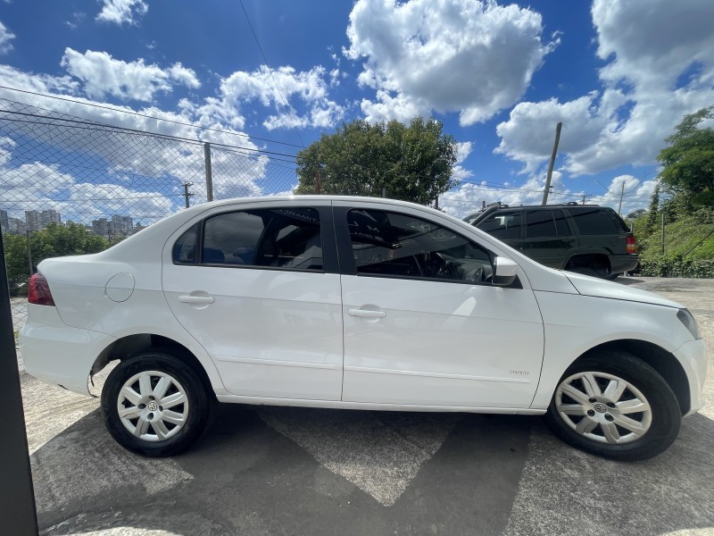 VOYAGE 1.0 MI TRENDLINE 8V FLEX 4P MANUAL - 2013 - CAXIAS DO SUL