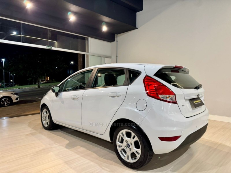 FIESTA 1.6 SE HATCH PLUS 16V FLEX 4P MANUAL - 2015 - BENTO GONçALVES