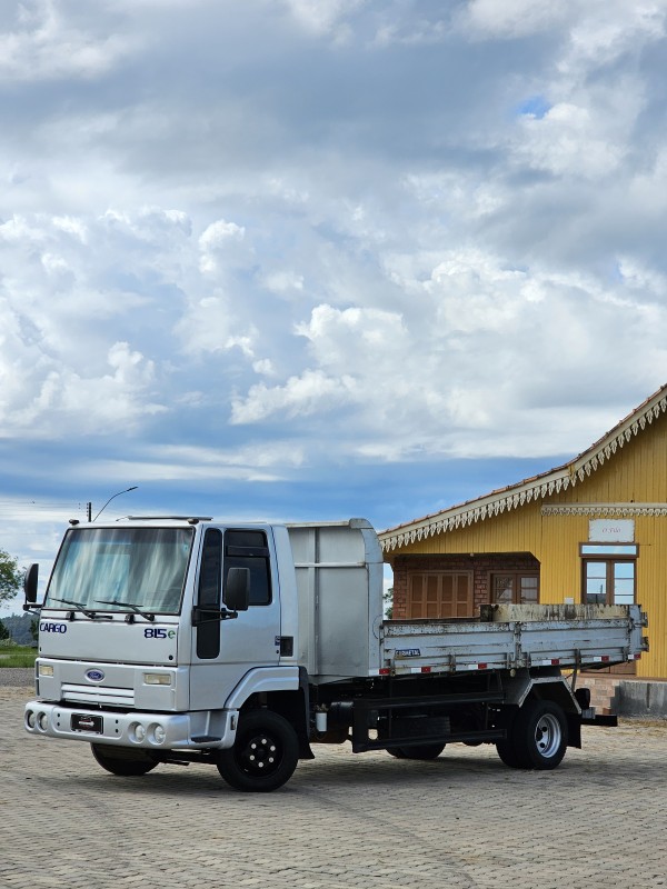 CARGO 815 E TURBO - 2011 - ANTôNIO PRADO