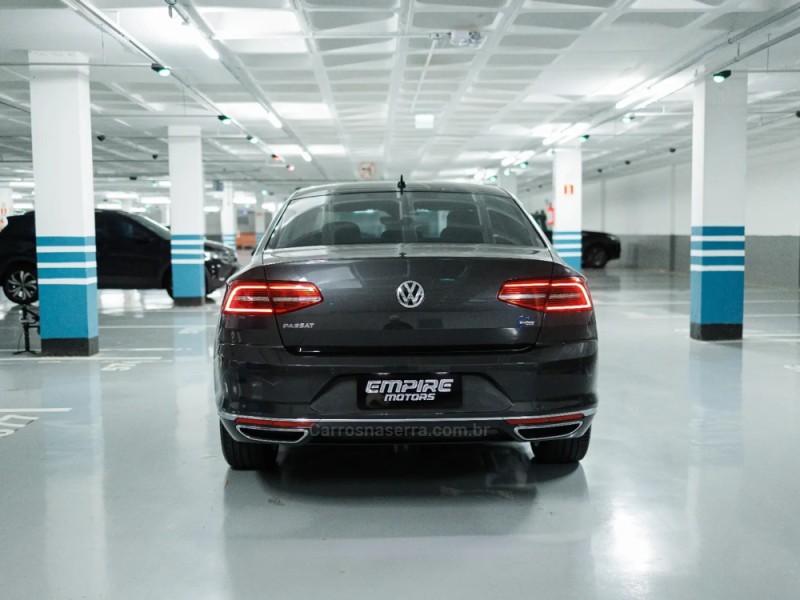 PASSAT 2.0 TSI HIGLHINE GASOLINA 4P AUTOMATIZADO - 2018 - PORTO ALEGRE