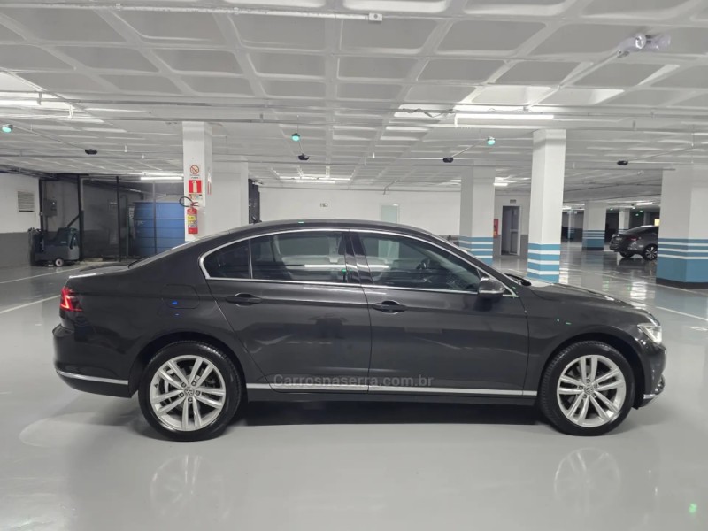 PASSAT 2.0 TSI HIGLHINE GASOLINA 4P AUTOMATIZADO - 2018 - PORTO ALEGRE