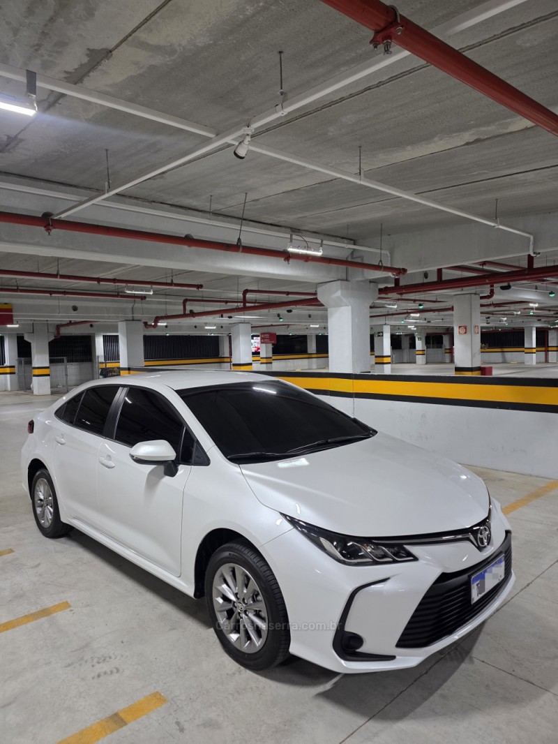 COROLLA 2.0 GLI 16V FLEX 4P AUTOMÁTICO