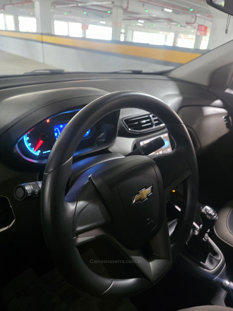 PRISMA 1.4 MPFI LTZ 8V FLEX 4P MANUAL - 2014 - CAXIAS DO SUL