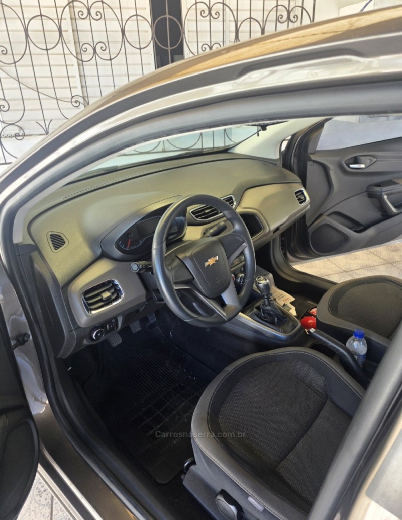 PRISMA 1.4 MPFI LTZ 8V FLEX 4P MANUAL - 2014 - CAXIAS DO SUL