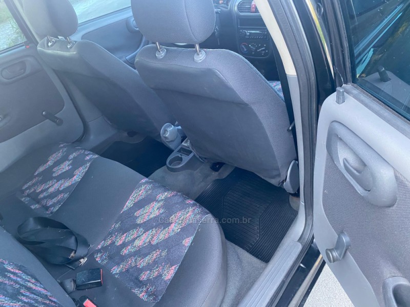 CORSA 1.0 MPFI JOY 8V GASOLINA 4P MANUAL - 2005 - CAXIAS DO SUL