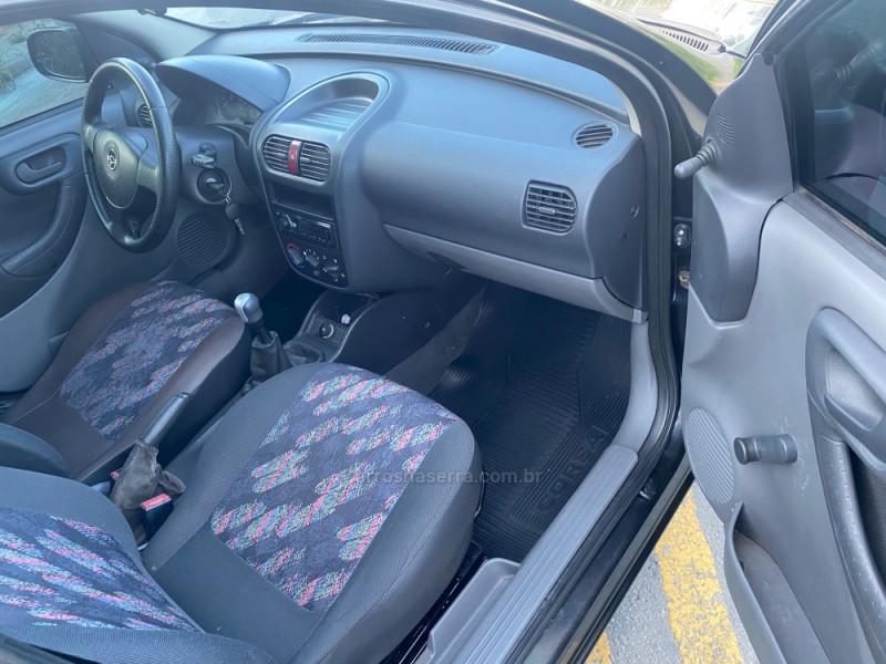CORSA 1.0 MPFI JOY 8V GASOLINA 4P MANUAL - 2005 - CAXIAS DO SUL