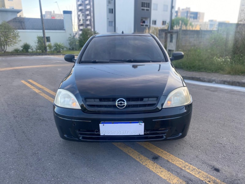 CORSA 1.0 MPFI JOY 8V GASOLINA 4P MANUAL - 2005 - CAXIAS DO SUL