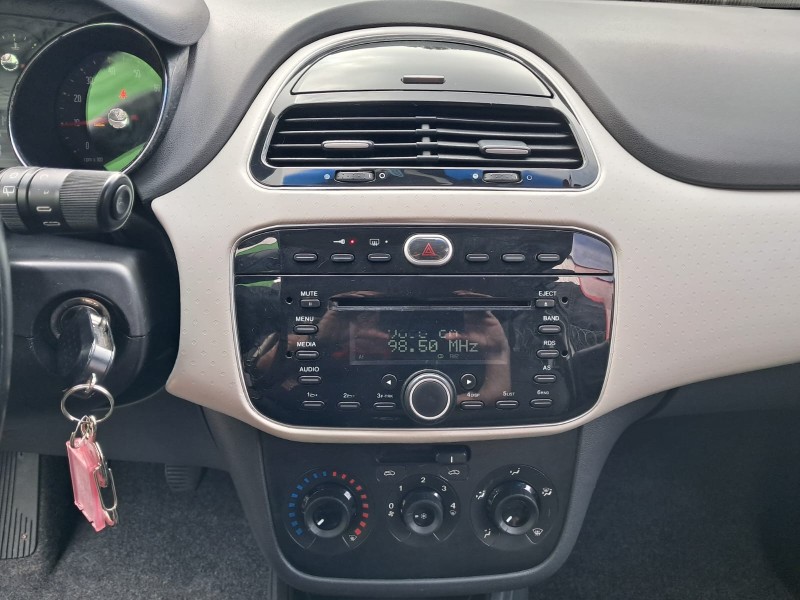 PUNTO 1.6 ESSENCE 16V FLEX 4P MANUAL - 2016 - CAXIAS DO SUL