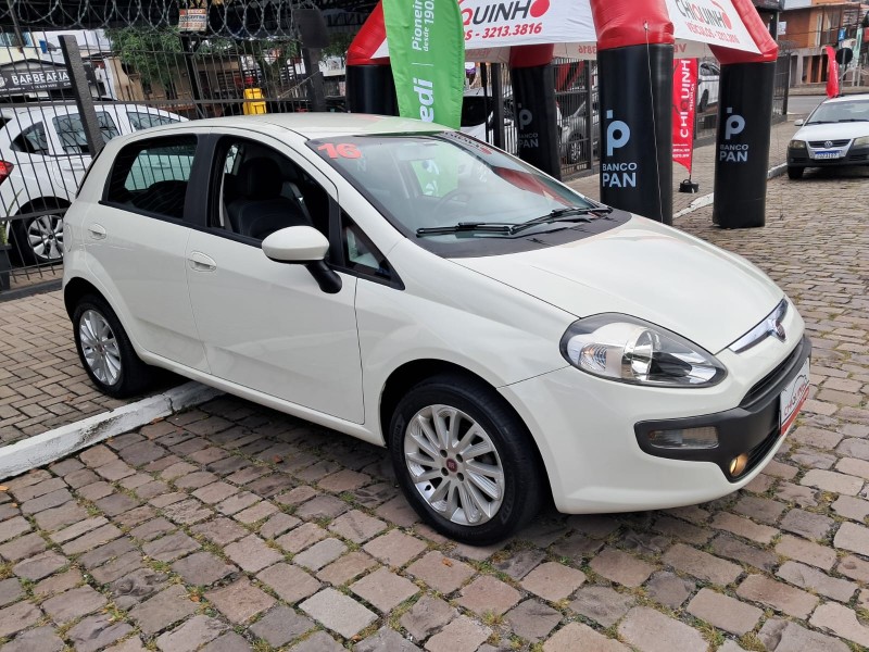 PUNTO 1.6 ESSENCE 16V FLEX 4P MANUAL - 2016 - CAXIAS DO SUL