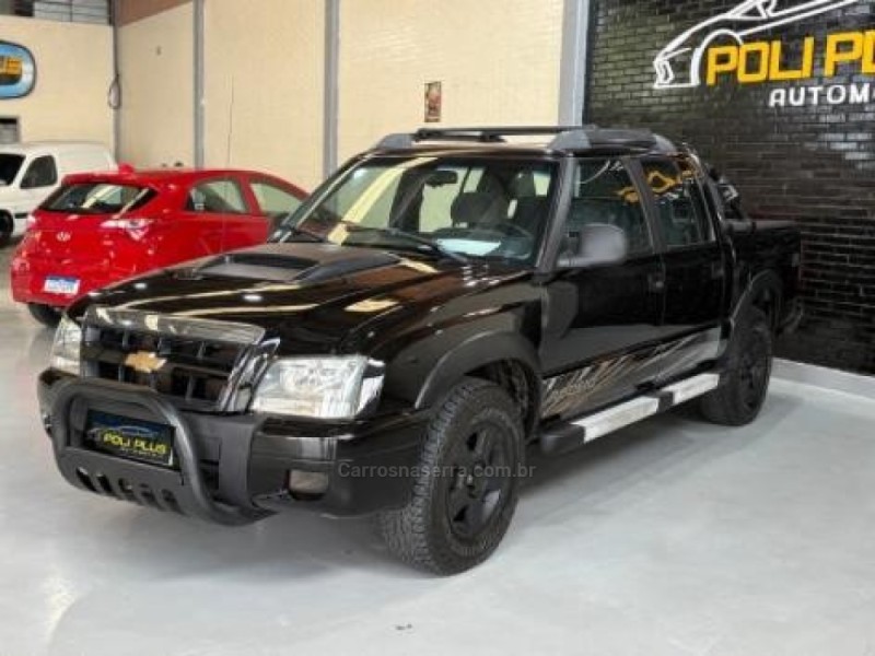 S10 2.4 MPFI RODEIO 4X2 CD 8V FLEX 4P MANUAL - 2011 - CAXIAS DO SUL